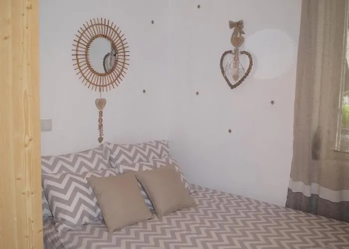 Fay's Paradise Apartament Polychrono