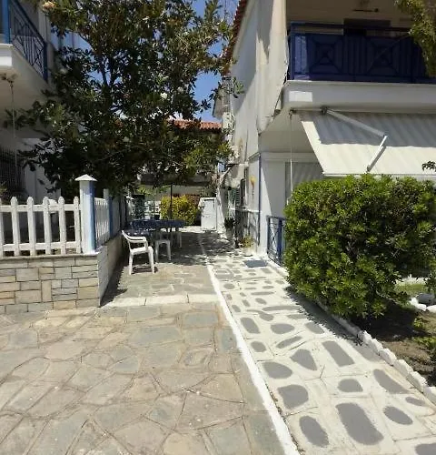 Fay's Paradise Apartament Polychrono